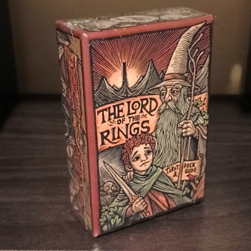 Lord Of The Rings Tarot Deck & Guide